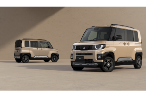 新型デリカミニ